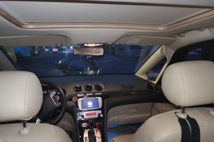 Used Ford S-MAX 2008 2.3L 7-Seater Luxury Version Headliner