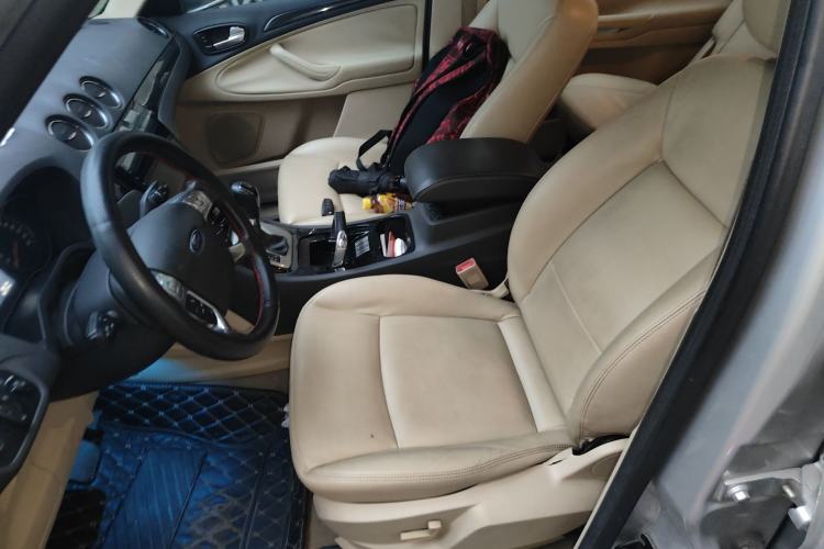 Used Ford S-MAX 2008 2.3L 7-Seater Luxury Version Left Front Seat