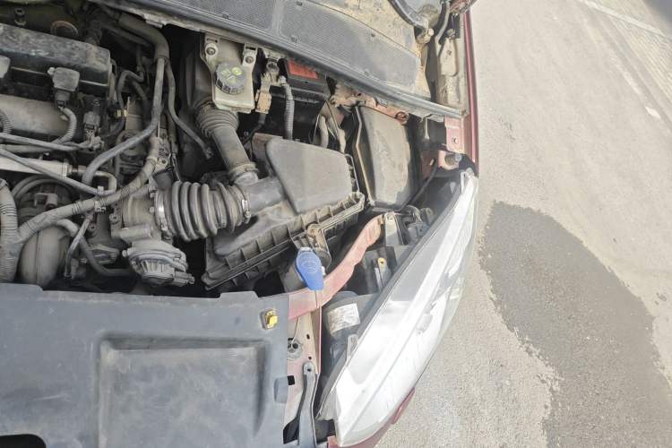 Used Ford S-MAX 2008 2.3L 7-Seater Luxury Version Engine Bay Left