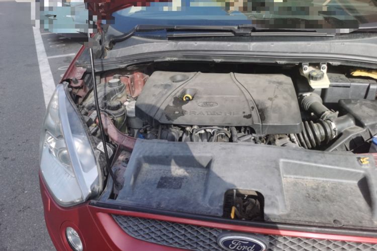 Used Ford S-MAX 2008 2.3L 7-Seater Luxury Version Engine Bay Right