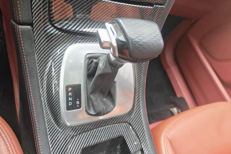 Used Ford S-MAX 2008 2.3L 7-Seater Luxury Version Gear Lever