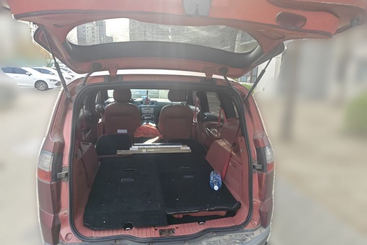 Used Ford S-MAX 2008 2.3L 7-Seater Luxury Version Trunk