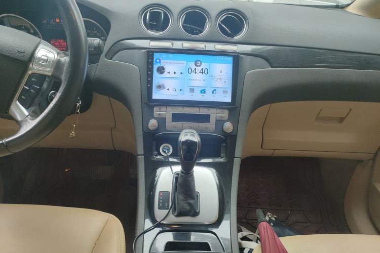 Used Ford S-MAX 2008 2.3L 7-Seater Luxury Version Audio And AC Panel