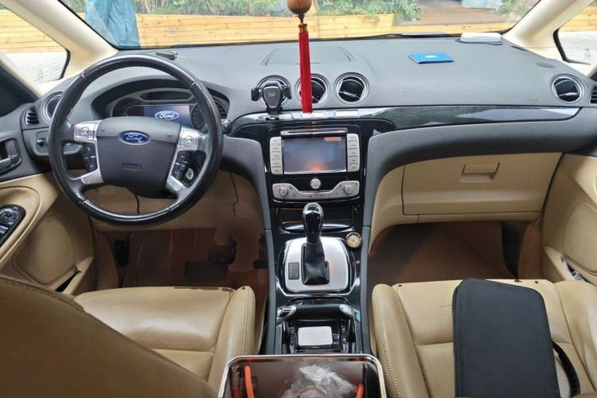 Used Ford S-MAX 2008 2.3L 7-Seater Flagship Navigation Version Center Console