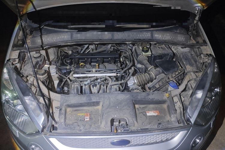 Used Ford S-MAX 2008 2.3L 7-Seater Flagship Version Engine Bay