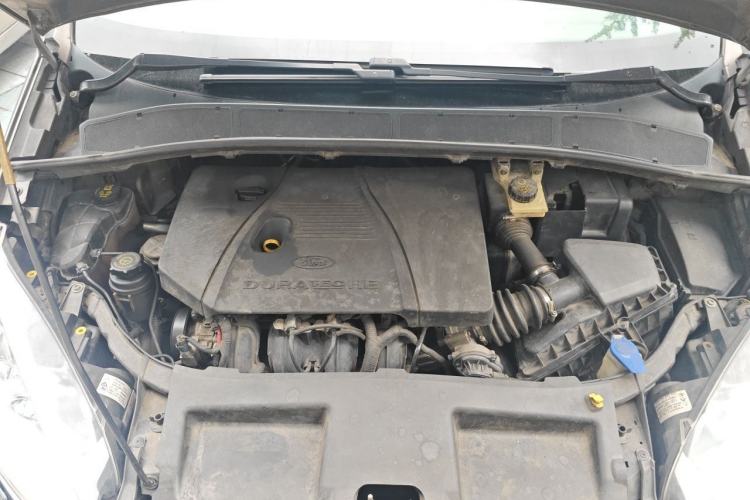 Used Ford S-MAX 2008 2.3L 7-Seater Flagship Navigation Version Engine Bay