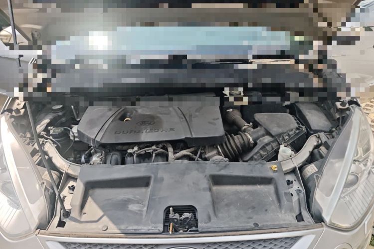 Used Ford S-MAX 2008 2.3L 7-Seater Luxury Version Engine Bay