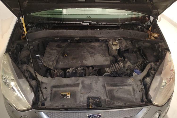 Used Ford S-MAX 2008 2.3L 7-Seater Flagship Navigation Version Engine Bay