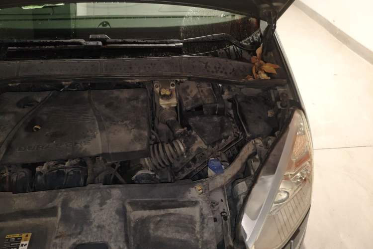 Used Ford S-MAX 2008 2.3L 7-Seater Flagship Navigation Version Engine Bay Left