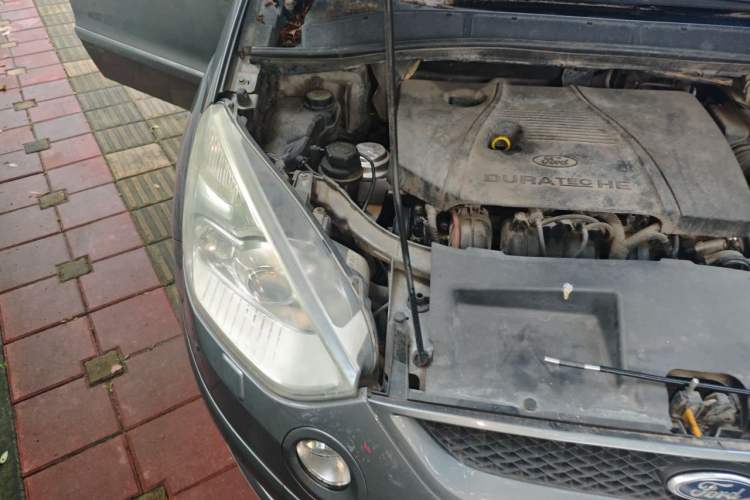 Used Ford S-MAX 2008 2.3L 7-Seater Luxury Version Engine Bay Right
