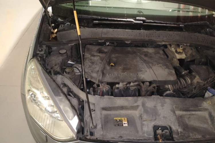Used Ford S-MAX 2008 2.3L 7-Seater Flagship Navigation Version Engine Bay Right