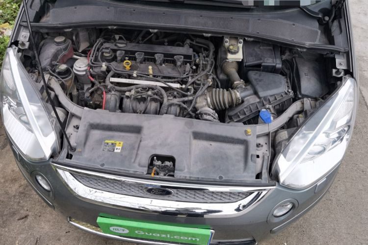 Used Ford S-MAX 2008 2.3L 7-Seater Luxury Version Engine Bay