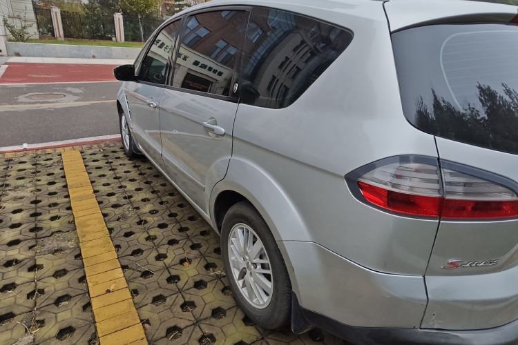 Used Ford S-MAX 2008 2.3L 7-Seater Luxury Version Exterior 3