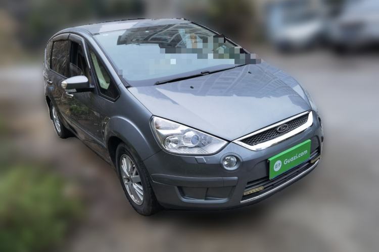 Used Ford S-MAX 2008 2.3L 7-Seater Luxury Version Front Right 45 Deg