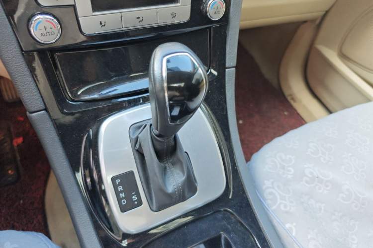 Used Ford S-MAX 2008 2.3L 7-Seater Flagship Navigation Version Gear Lever