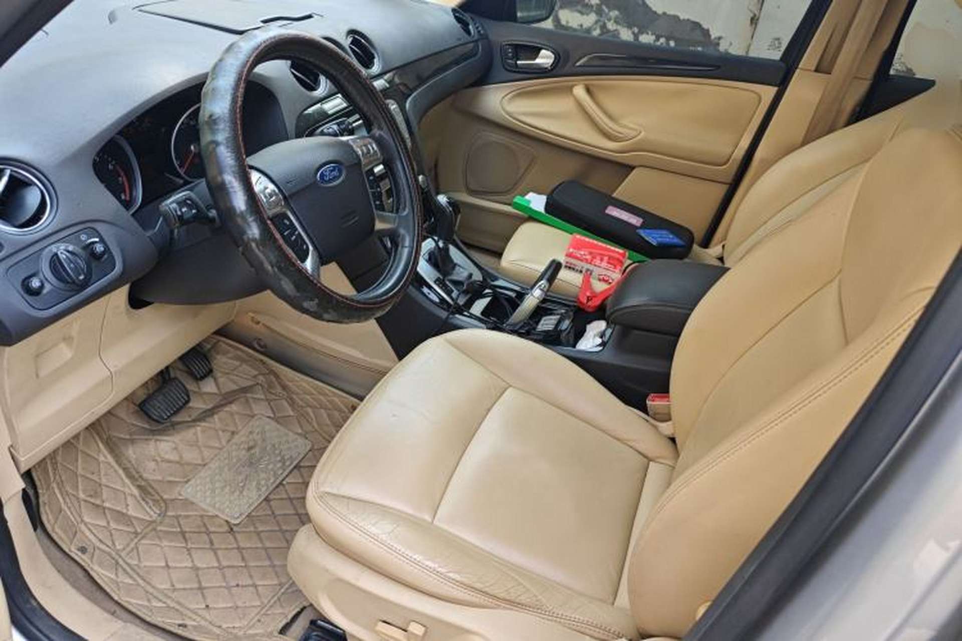 Used Ford S-MAX 2008 2.3L 7-Seater Luxury Version Left Front Seat