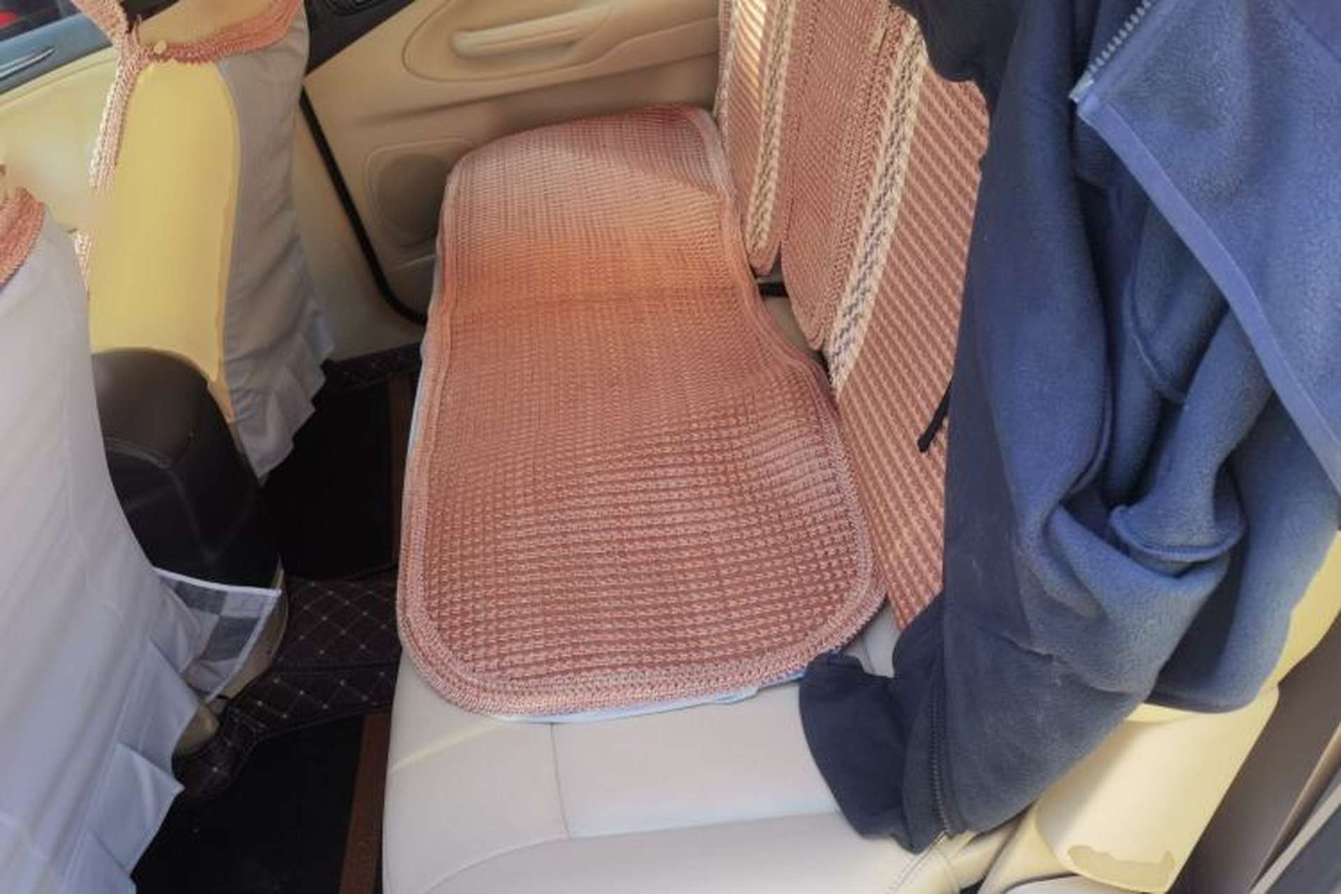 Used Ford S-MAX 2008 2.3L 7-Seater Luxury Version Left Rear Seat