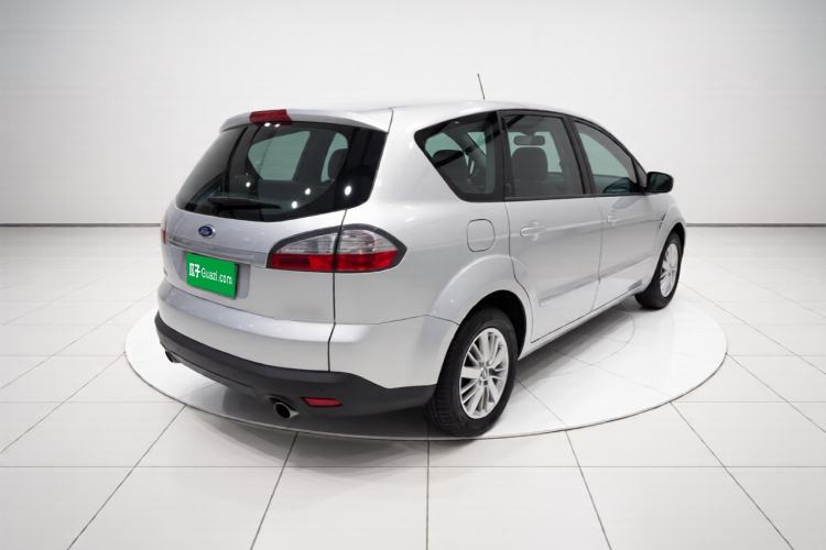 Used Ford S-MAX 2008 2.3L 7-Seater Flagship Version Rear Right 45 Deg