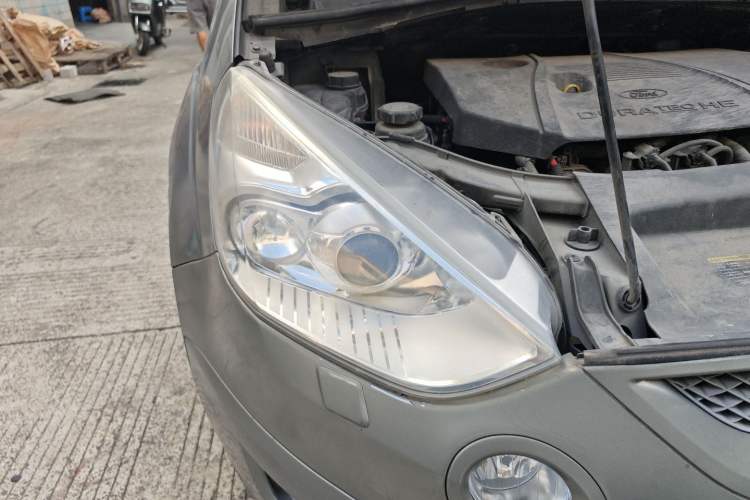 Used Ford S-MAX 2008 2.3L 7-Seater Flagship Navigation Version Right Front Headlight