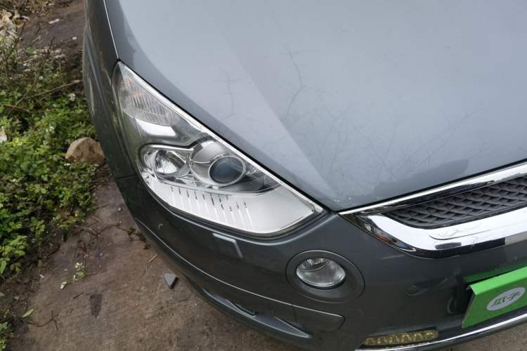 Used Ford S-MAX 2008 2.3L 7-Seater Luxury Version Right Front Headlight