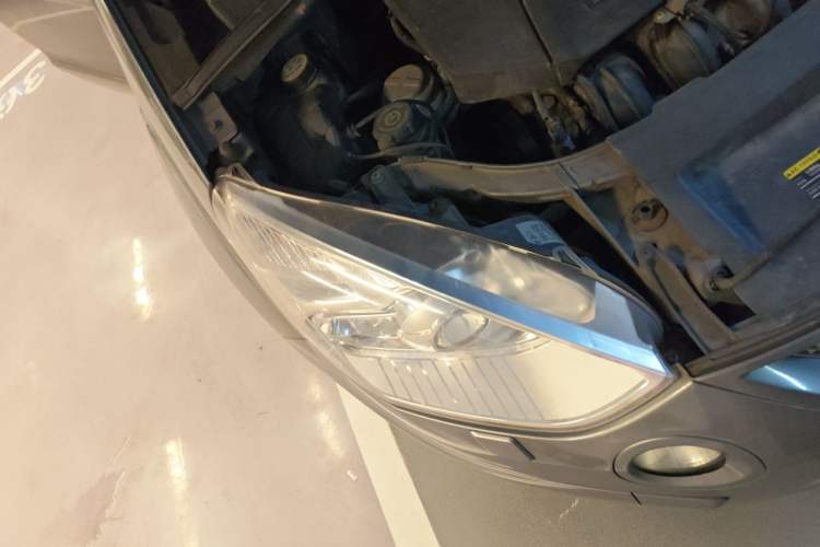 Used Ford S-MAX 2008 2.3L 7-Seater Luxury Version Right Front Headlight