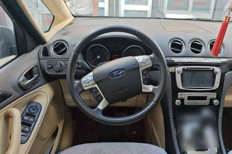 Used Ford S-MAX 2008 2.3L 7-Seater Flagship Navigation Version Steering Wheel
