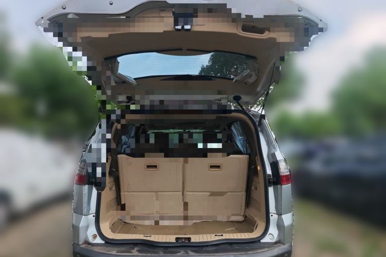 Used Ford S-MAX 2008 2.3L 7-Seater Luxury Version Trunk
