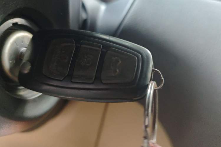 Used Ford S-MAX 2008 2.3L 7-Seater Luxury Version Vehicle Key