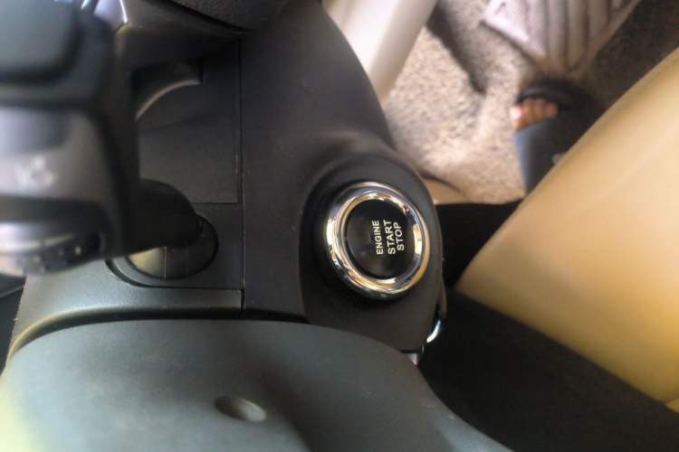 Used Ford S-MAX 2008 2.3L 7-Seater Flagship Navigation Version Vehicle Key