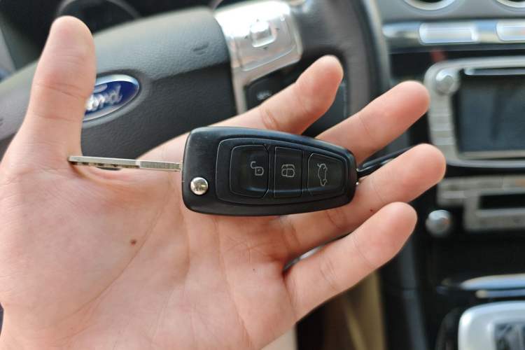 Used Ford S-MAX 2008 2.3L 7-Seater Flagship Navigation Version Vehicle Key
