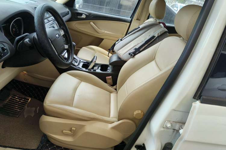 Used Ford S-MAX 2008 2.3L 7-Seater Luxury Version Left Front Seat