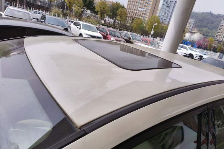 Used Ford S-MAX 2008 2.3L 7-Seater Luxury Version Roof