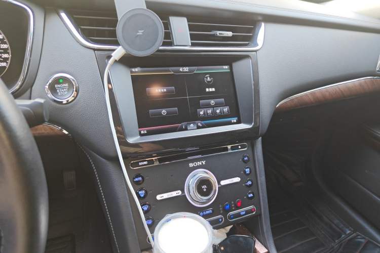 Used Ford Taurus 2015 EcoBoost 245 Ultimate Model Audio And AC Panel