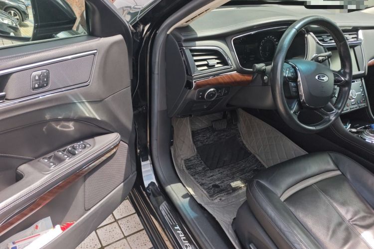 Used Ford Taurus 2015 EcoBoost 325 V6 Flagship Model Driver Seat