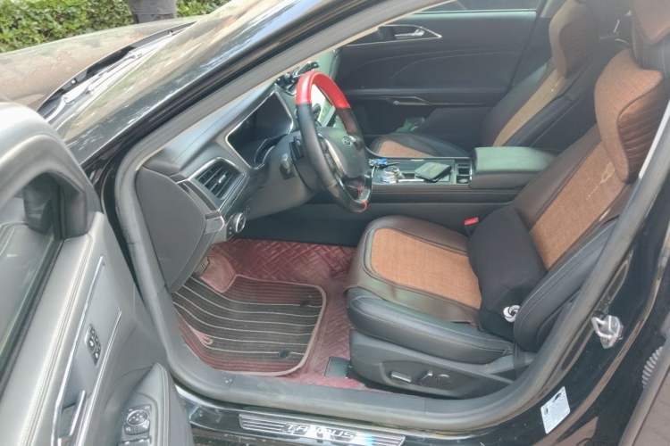 Used Ford Taurus 2015 EcoBoost 245 Luxury Model Driver Seat