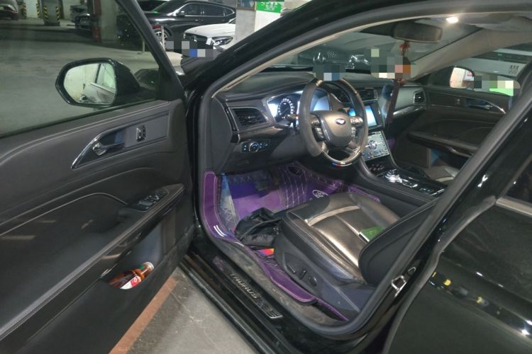 Used Ford Taurus 2015 EcoBoost 245 Luxury Model Driver Seat