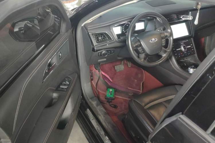 Used Ford Taurus 2015 EcoBoost 245 Luxury Model Driver Seat
