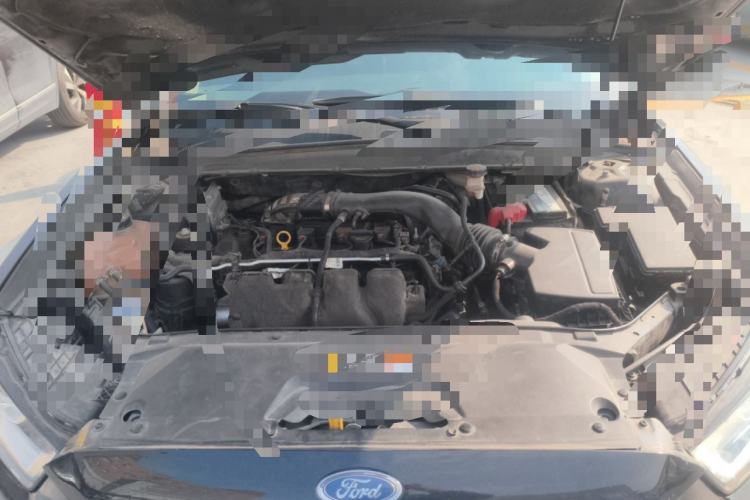 Used Ford Taurus 2015 EcoBoost 245 Fashion Edition Engine Bay