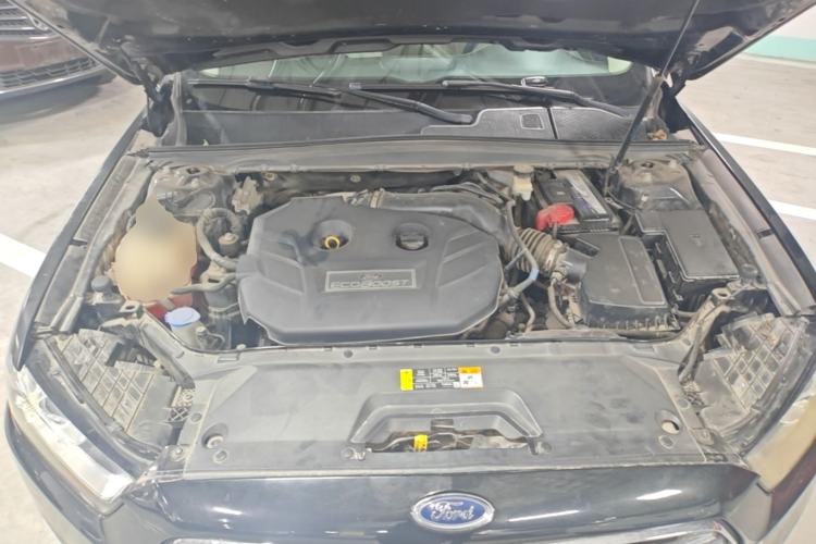 Used Ford Taurus 2015 EcoBoost 245 Fashion Edition Engine Bay