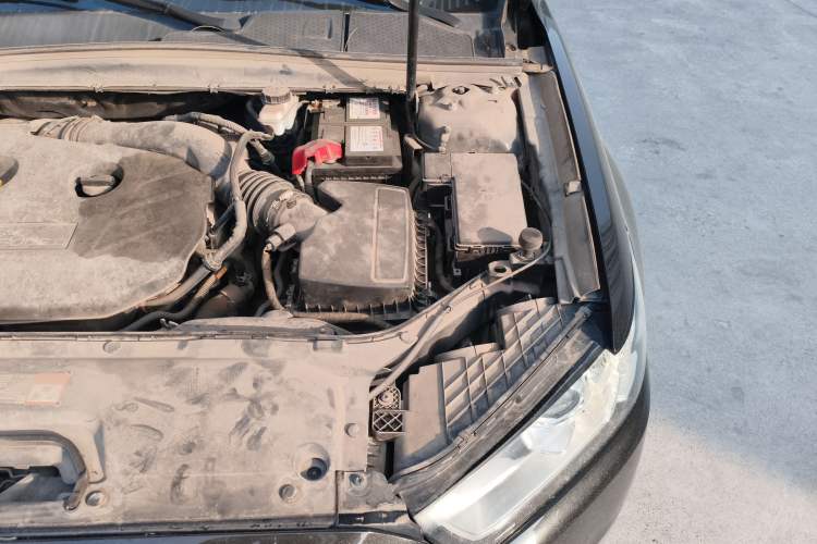 Used Ford Taurus 2015 EcoBoost 245 Fashion Edition Engine Bay Left