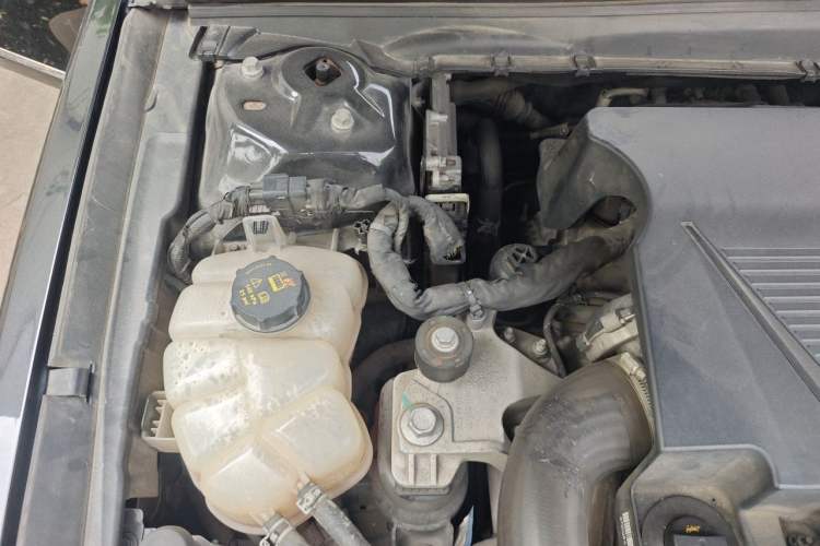Used Ford Taurus 2015 EcoBoost 325 V6 Flagship Model Engine Bay Right