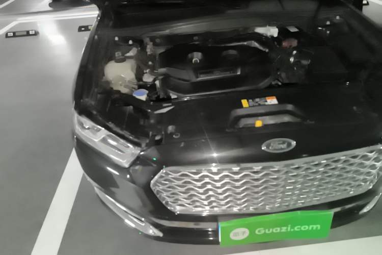 Used Ford Taurus 2015 EcoBoost 245 Luxury Model Engine Bay Right