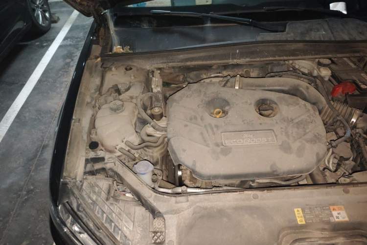 Used Ford Taurus 2015 EcoBoost 245 Fashion Edition Engine Bay Right