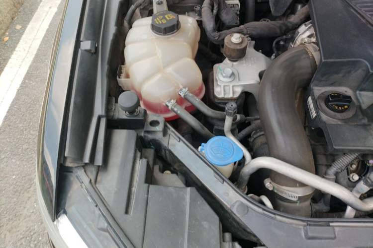 Used Ford Taurus 2015 EcoBoost 325 V6 Flagship Model Engine Bay Right