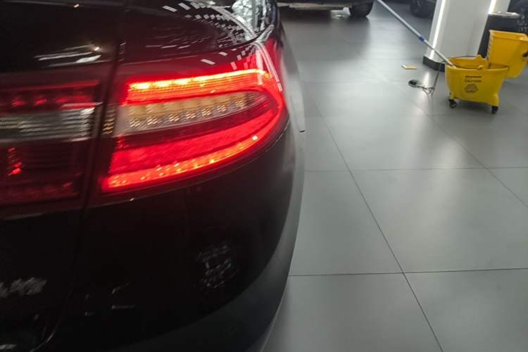 Used Ford Taurus 2015 EcoBoost 245 Fashion Edition Exterior 3