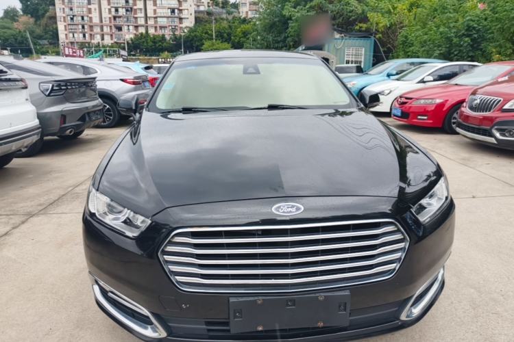 Used Ford Taurus 2015 EcoBoost 245 Fashion Edition Front