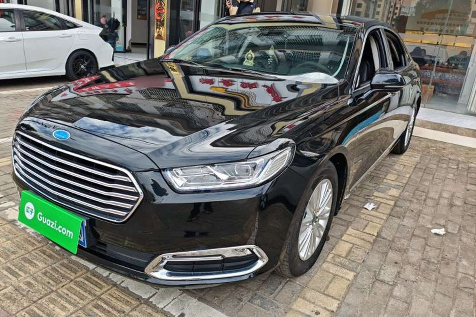 Used Ford Taurus 2015 EcoBoost 245 Fashion Edition Front Left 45 Deg