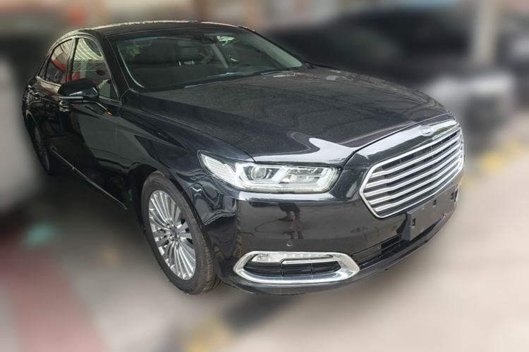 Used Ford Taurus 2015 EcoBoost 245 Luxury Model Front Right 45 Deg