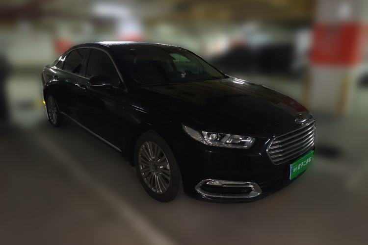 Used Ford Taurus 2015 EcoBoost 245 Luxury Model Front Right 45 Deg