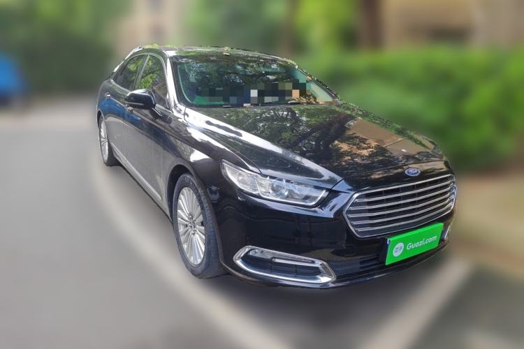 Used Ford Taurus 2015 EcoBoost 245 Fashion Edition Front Right 45 Deg